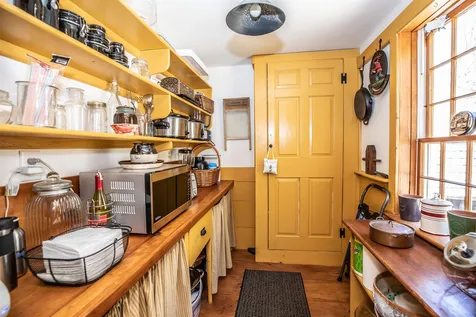 752 Murray Hill Road Hill NH 03243