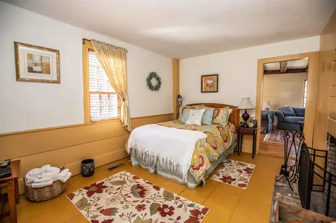 752 Murray Hill Road Hill NH 03243