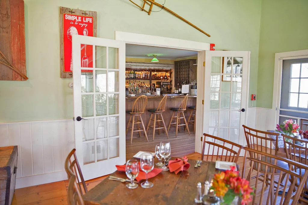 54 Red Clover Lane Mendon VT 05701