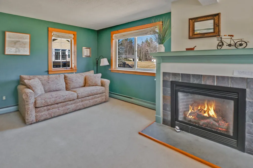 54 Red Clover Lane Mendon VT 05701