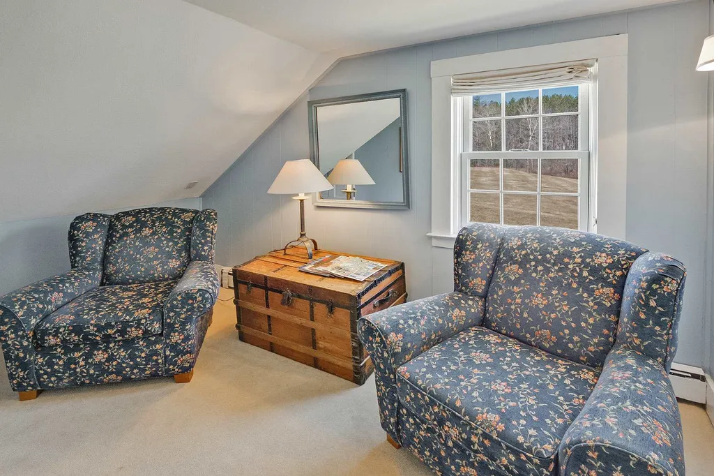 54 Red Clover Lane Mendon VT 05701