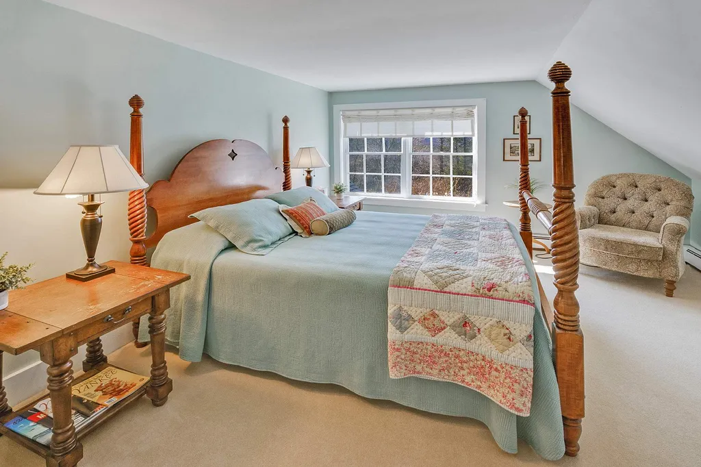 54 Red Clover Lane Mendon VT 05701