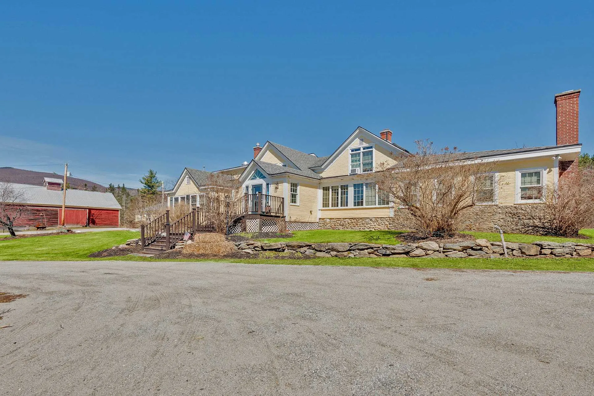 54 Red Clover Lane Mendon VT 05701