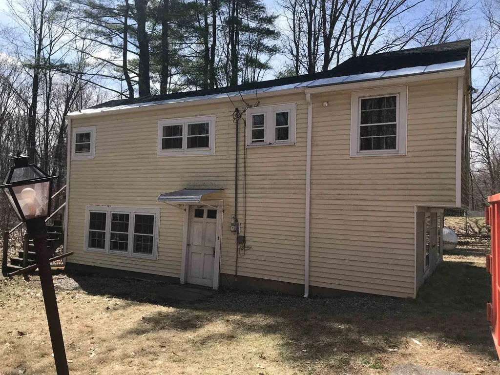 12 Evelyn Road Salem NH 03079