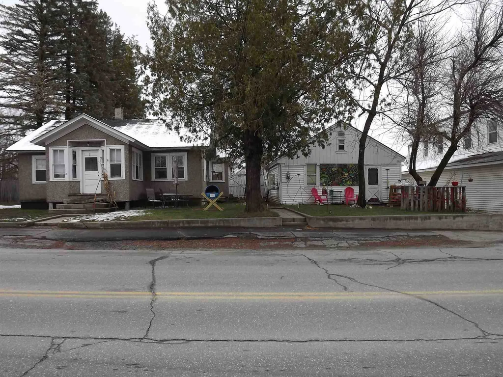 8 Canaan Street Canaan NH 03741