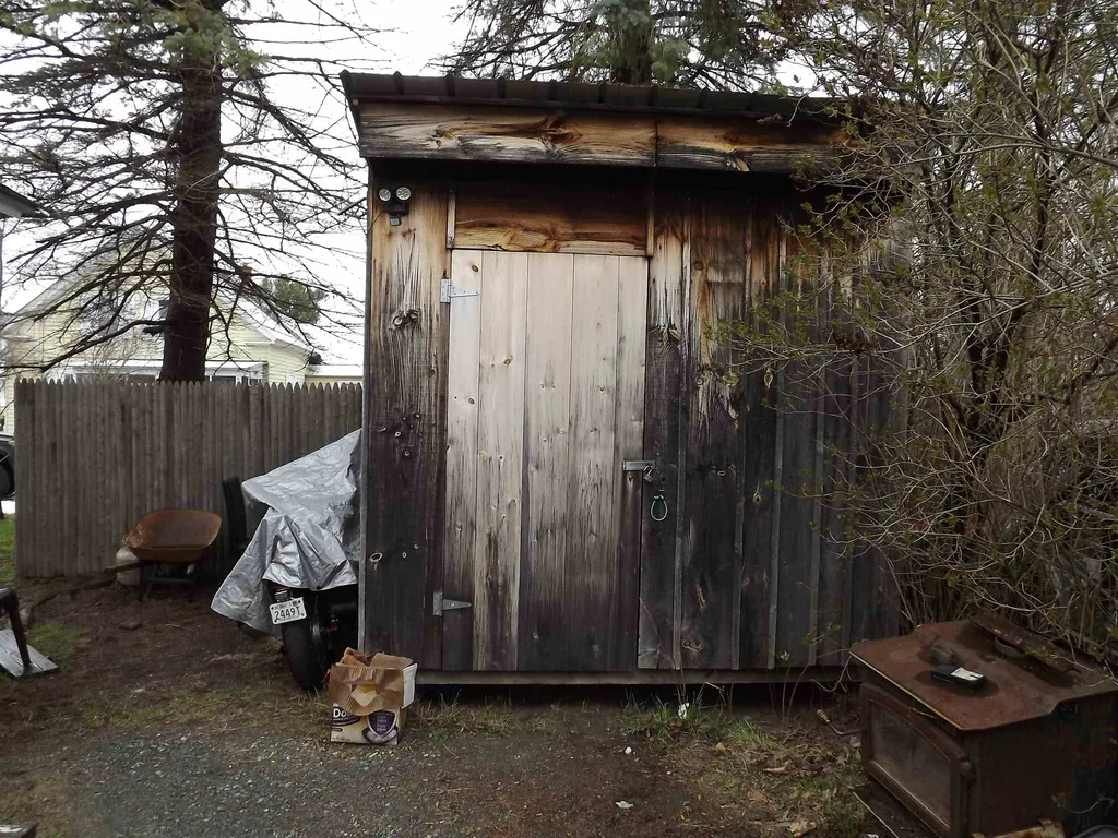 8 Canaan Street Canaan NH 03741