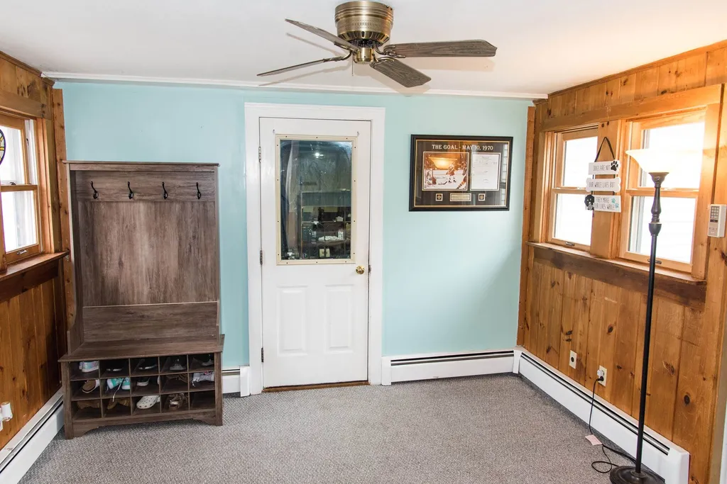 24 Danville Road Kingston NH 03848