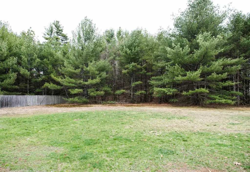 24 Danville Road Kingston NH 03848