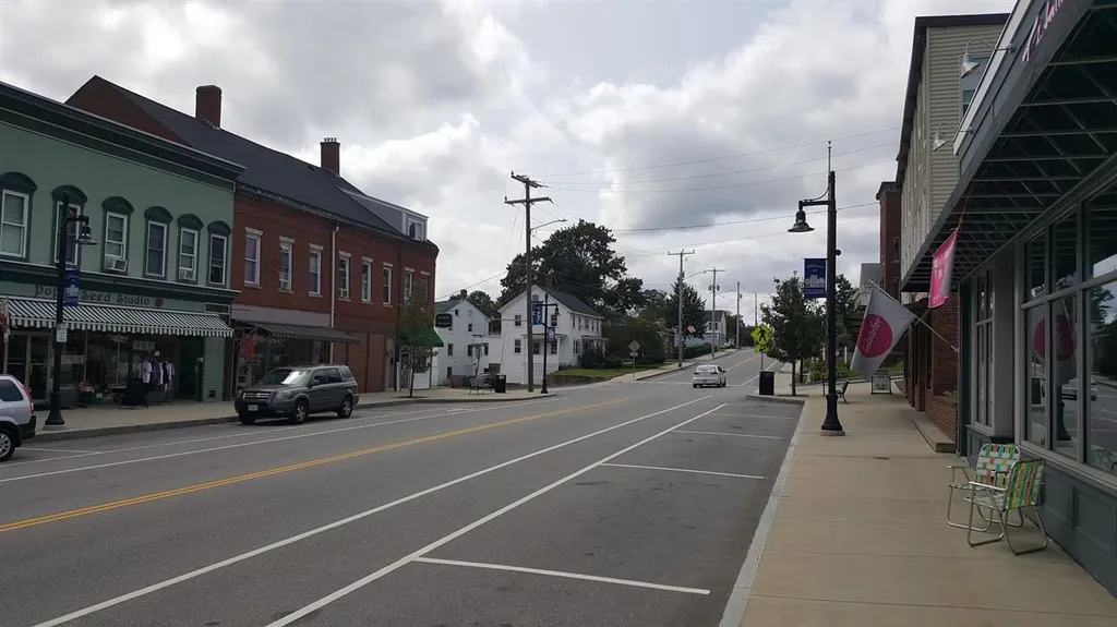114 High Street Somersworth NH 03878
