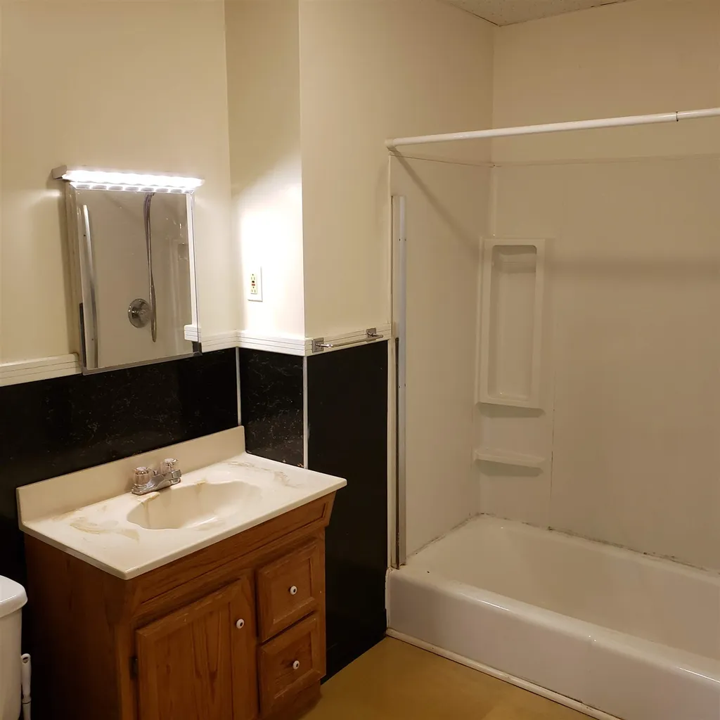 114 High Street Somersworth NH 03878