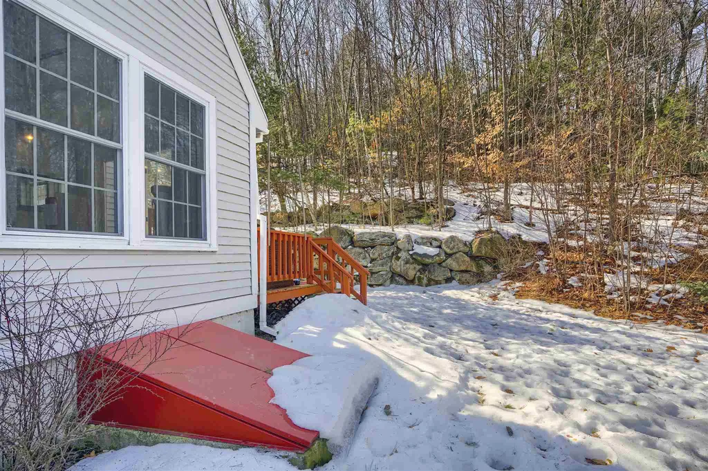 18a Apple Tree Drive Goffstown NH 03045