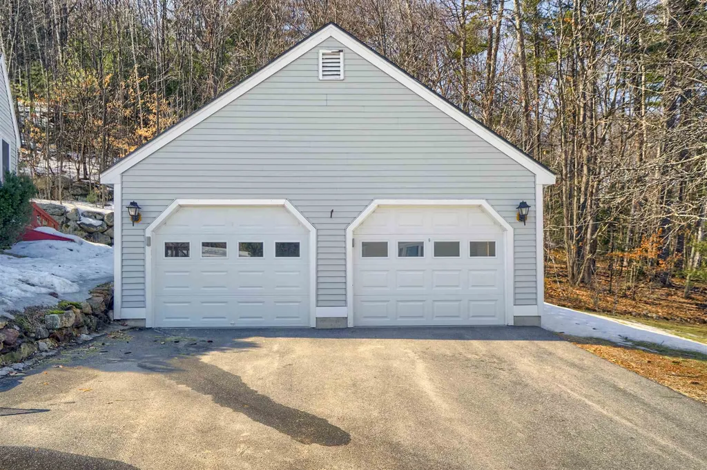 18a Apple Tree Drive Goffstown NH 03045