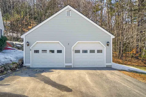 18a Apple Tree Drive Goffstown NH 03045