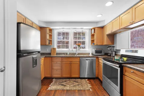 18a Apple Tree Drive Goffstown NH 03045
