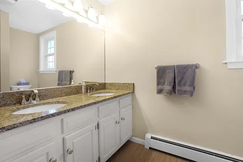 18a Apple Tree Drive Goffstown NH 03045
