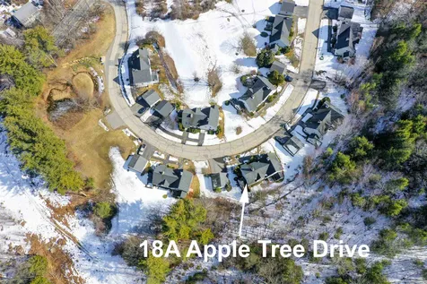 18a Apple Tree Drive Goffstown NH 03045