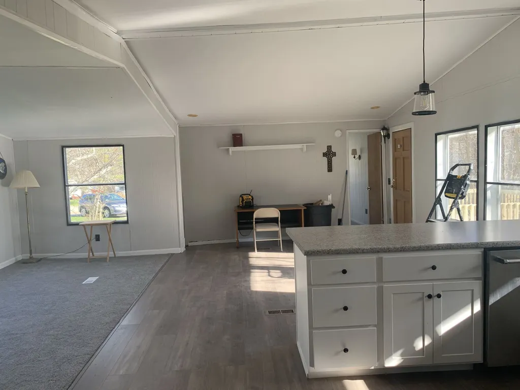 10 Heritage Drive Eliot ME 03903