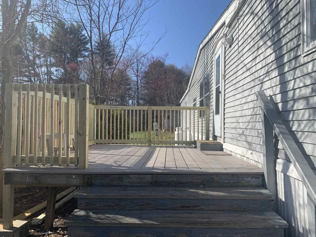 10 Heritage Drive Eliot ME 03903