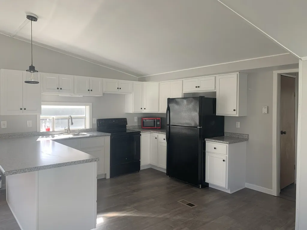 10 Heritage Drive Eliot ME 03903