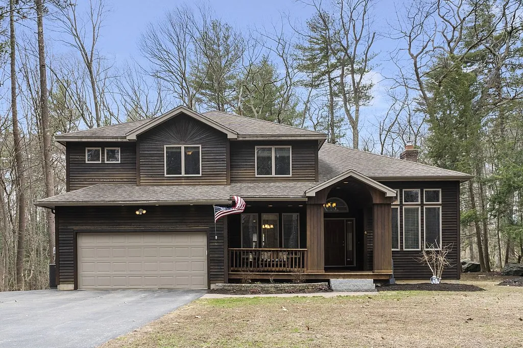 4 Gardner Road Windham NH 03087