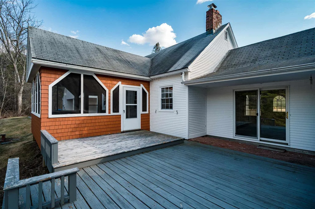 594 Hanover Center Road Hanover NH 03755