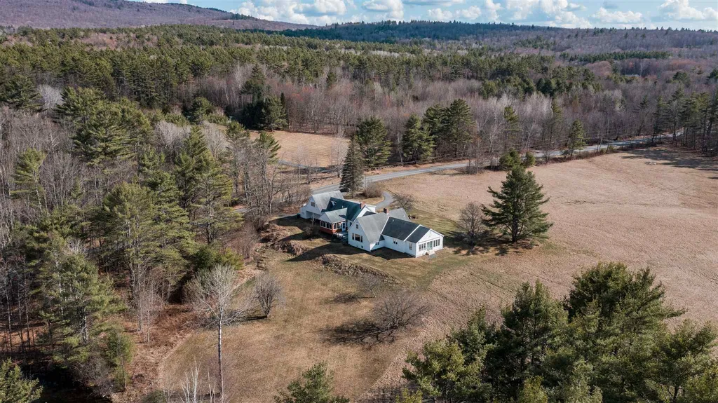 594 Hanover Center Road Hanover NH 03755