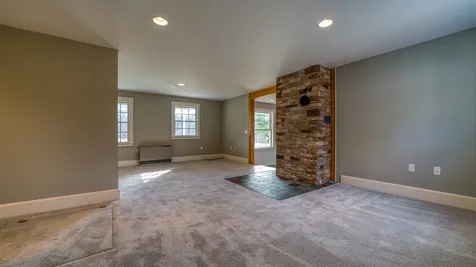 594 Hanover Center Road Hanover NH 03755