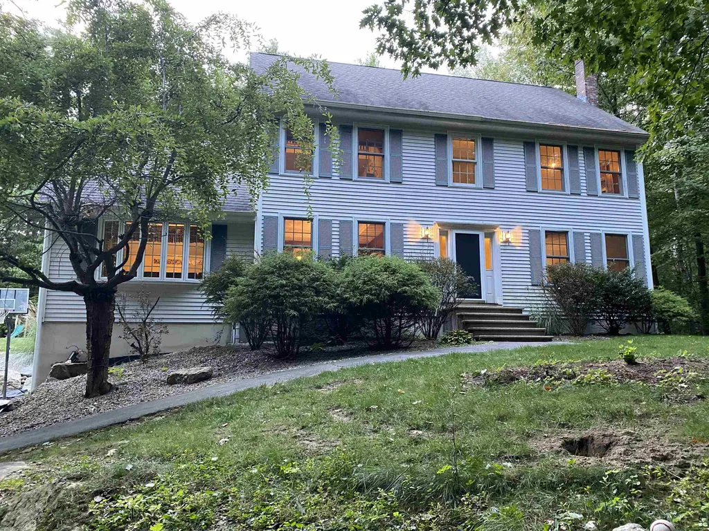 19 Morgan Drive Bow NH 03304