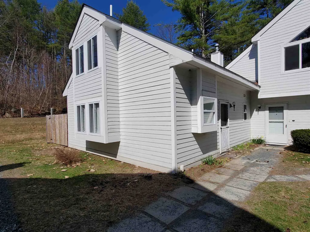 26 Marsten Lane Enfield NH 03748
