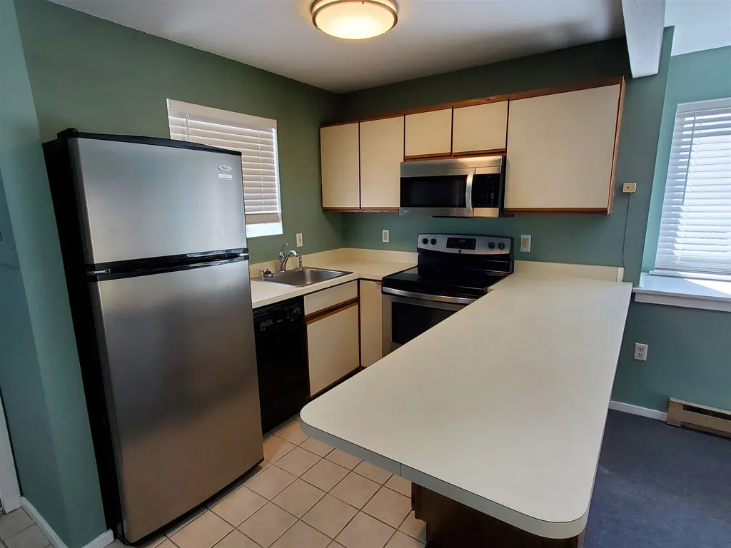 26 Marsten Lane Enfield NH 03748