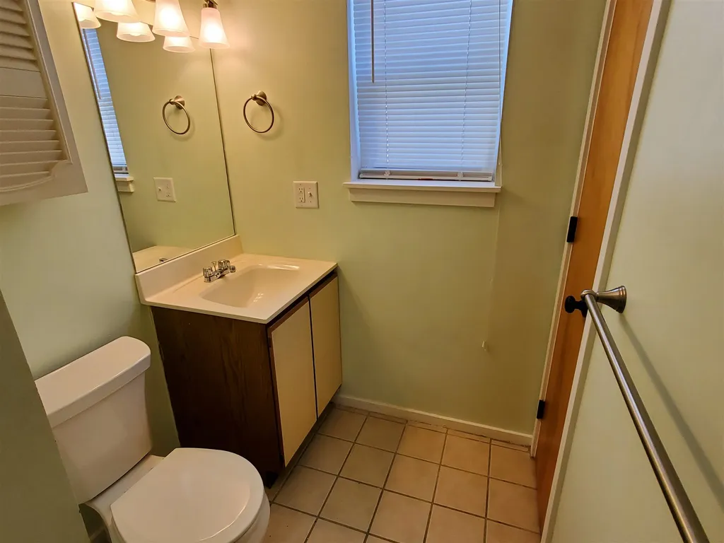 26 Marsten Lane Enfield NH 03748