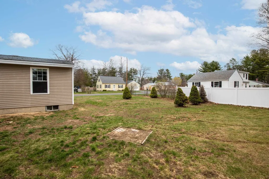 126 Back River Road Dover NH 03820
