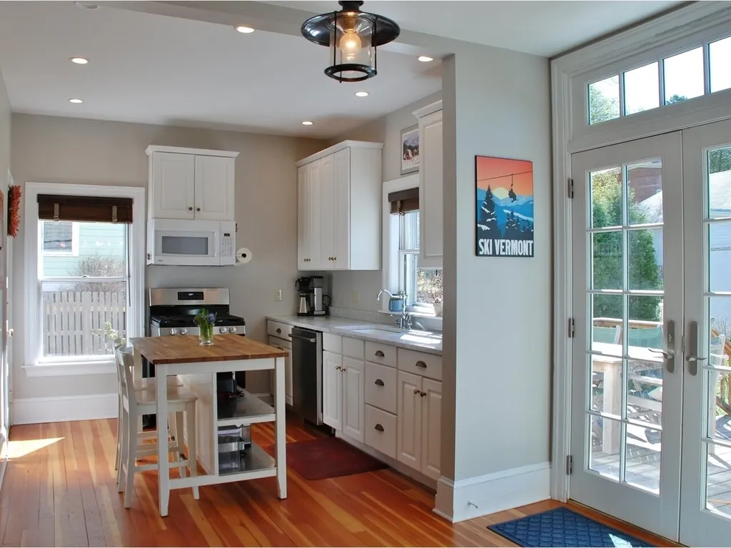 55 Cliff Street Burlington VT 05401