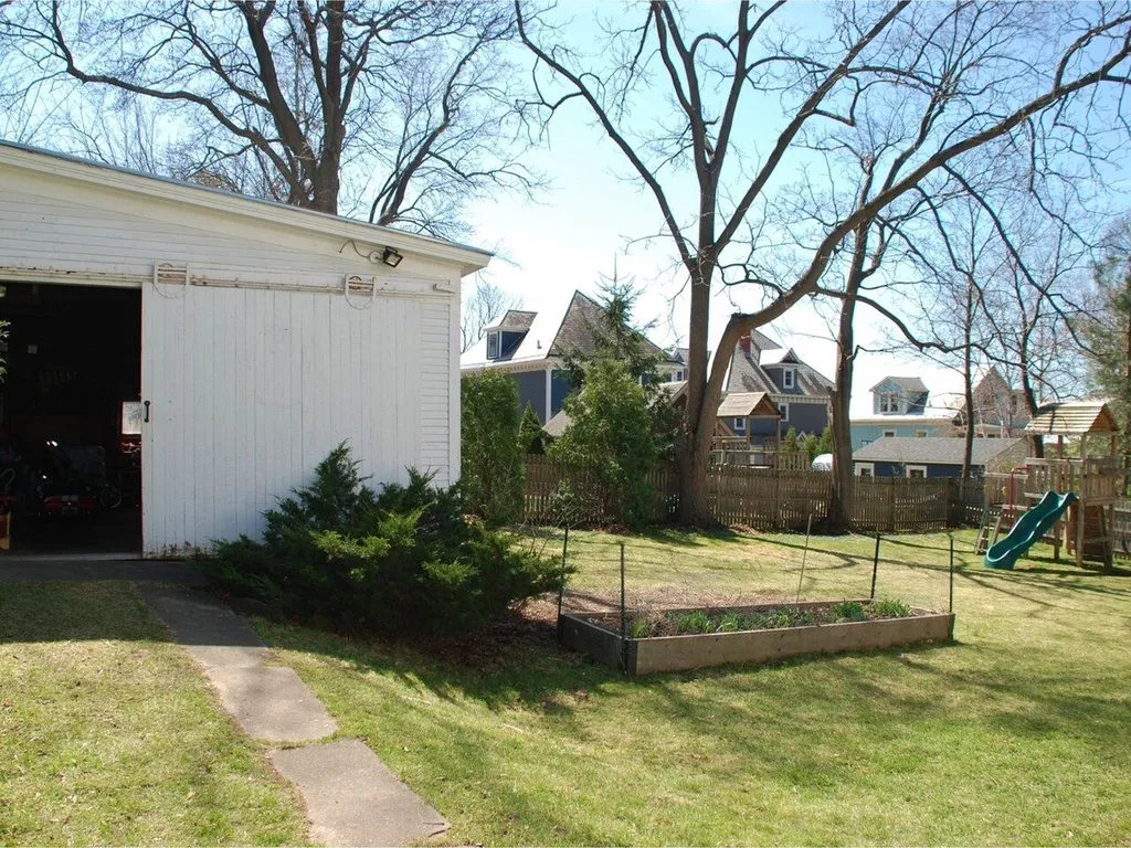 55 Cliff Street Burlington VT 05401
