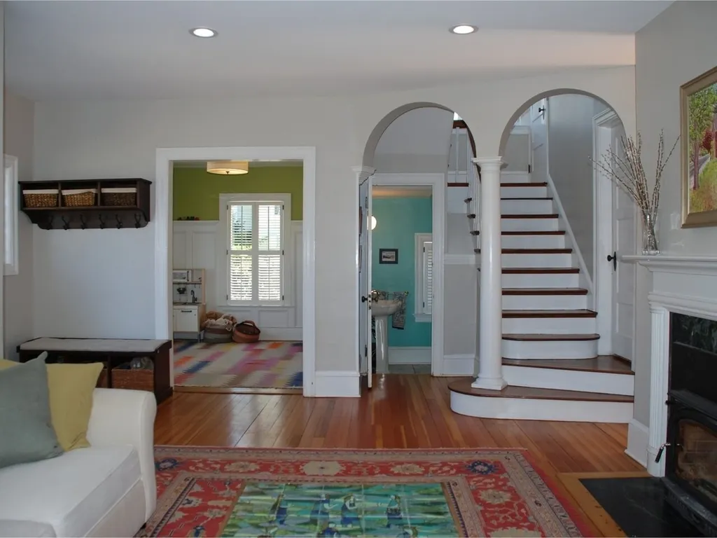 55 Cliff Street Burlington VT 05401