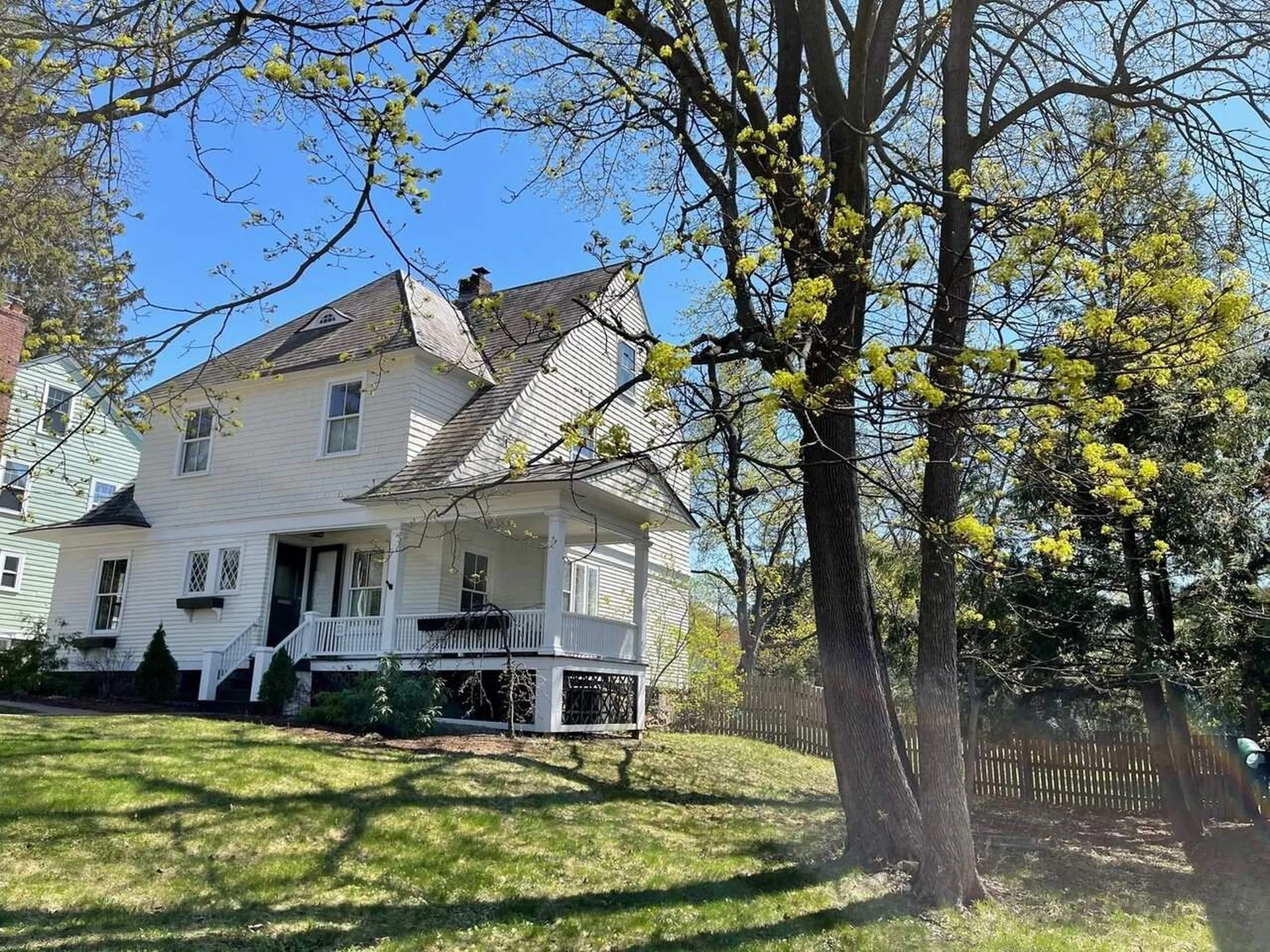 55 Cliff Street Burlington VT 05401