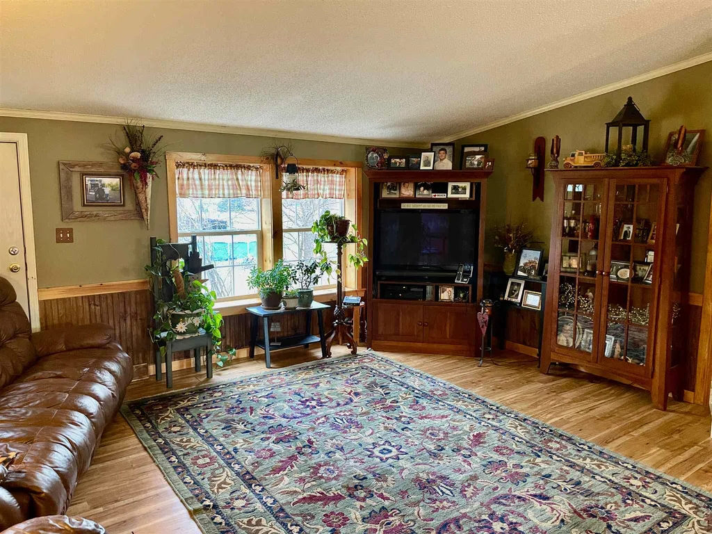 352 Hall Stream Road Canaan VT 05902