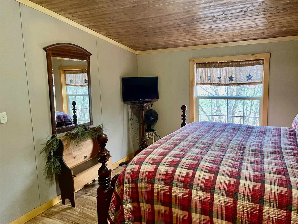 352 Hall Stream Road Canaan VT 05902