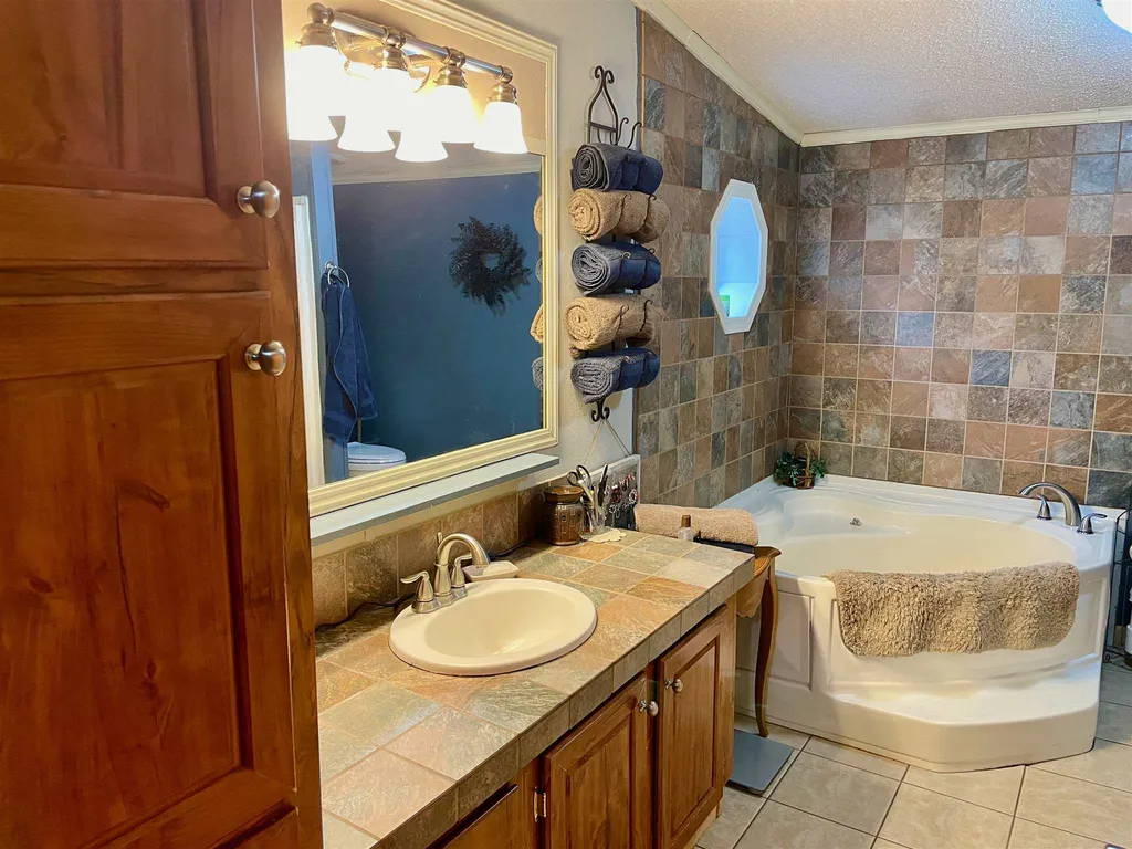 352 Hall Stream Road Canaan VT 05902