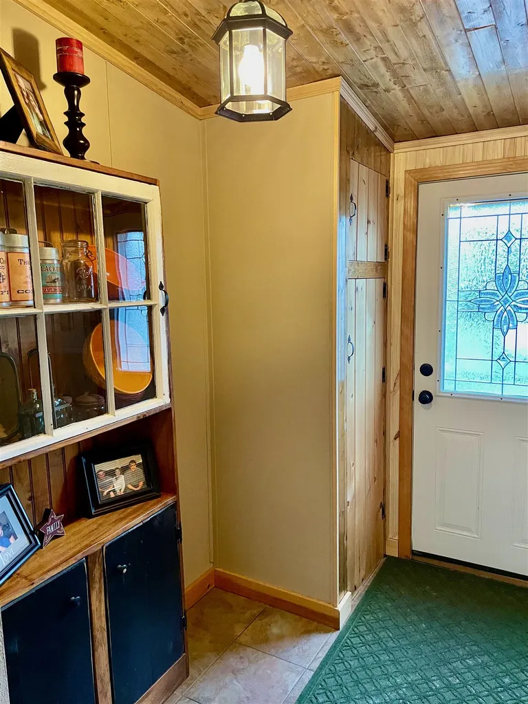 352 Hall Stream Road Canaan VT 05902