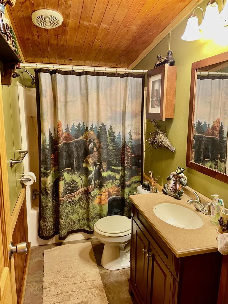 352 Hall Stream Road Canaan VT 05902