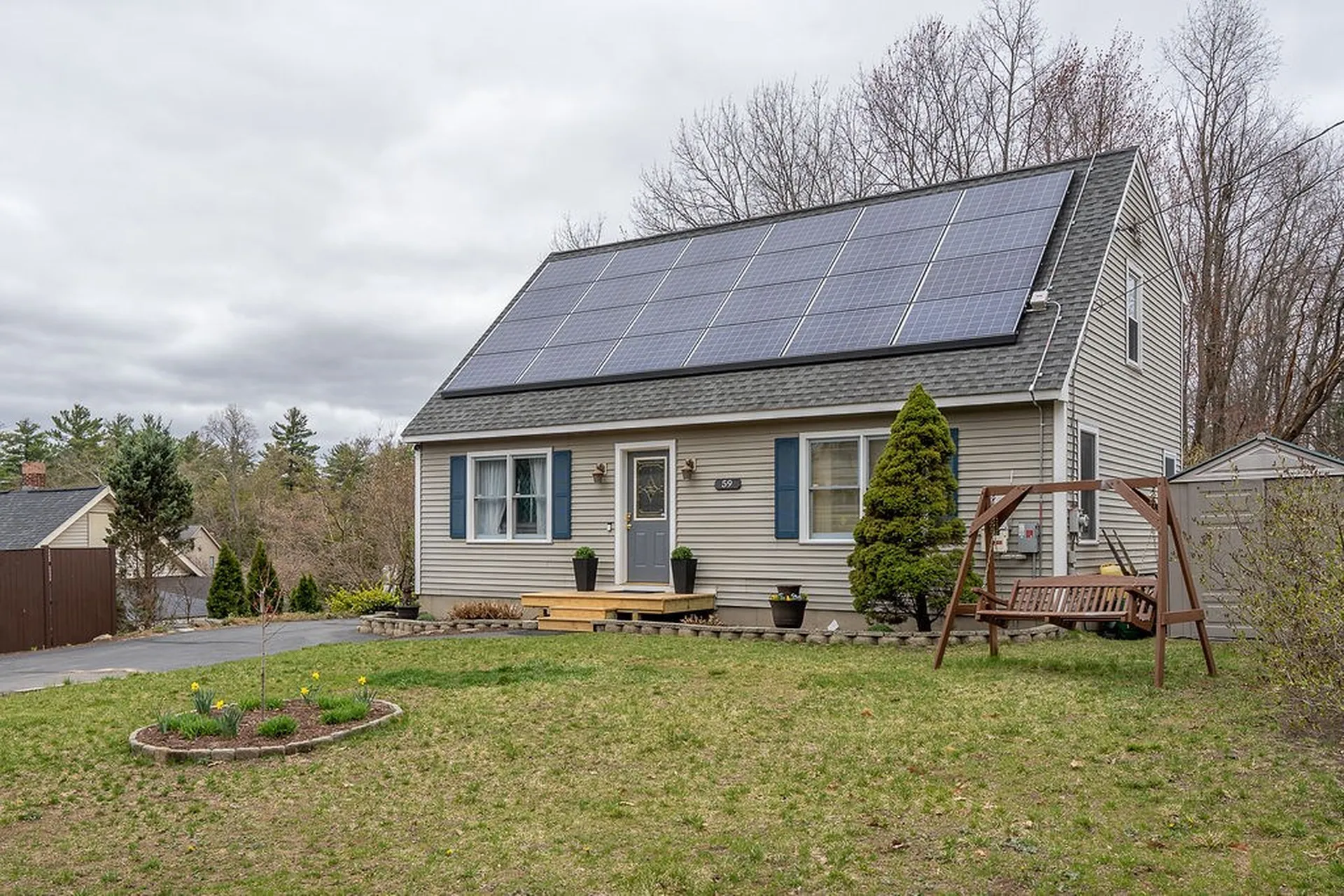 59 Kennedy Avenue Manchester NH 03103