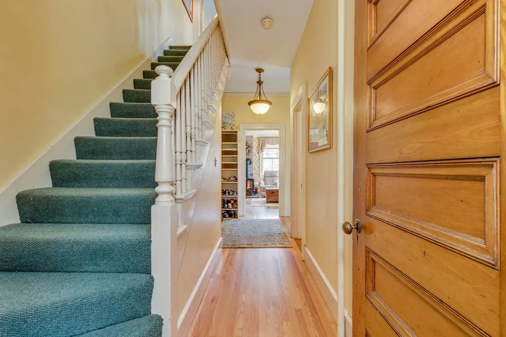 8 Pine Street Concord NH 03301