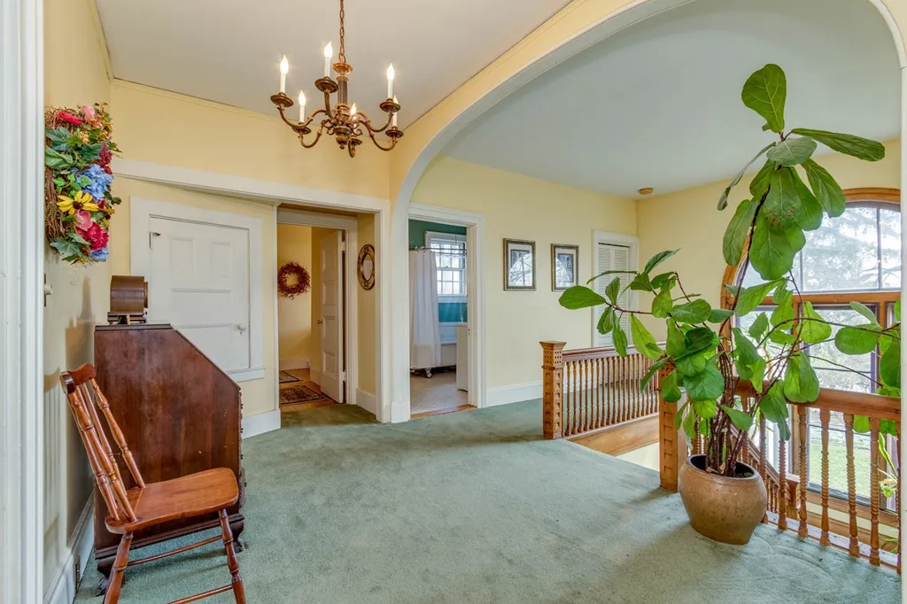 8 Pine Street Concord NH 03301