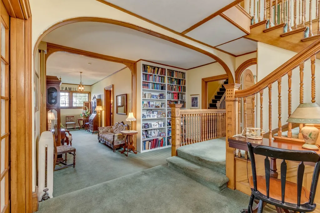8 Pine Street Concord NH 03301