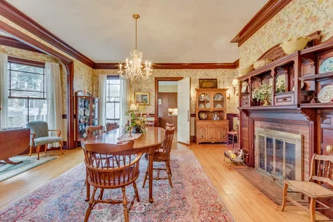 8 Pine Street Concord NH 03301