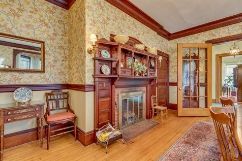 8 Pine Street Concord NH 03301