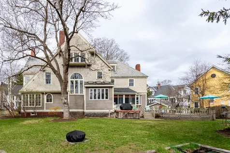 8 Pine Street Concord NH 03301