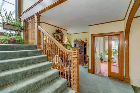8 Pine Street Concord NH 03301