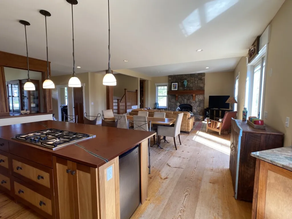 1222 Church Hill Road Charlotte VT 05445